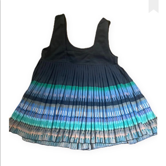 Anthropologie Deletta black pleated top Size XS - Picture 2 of 7